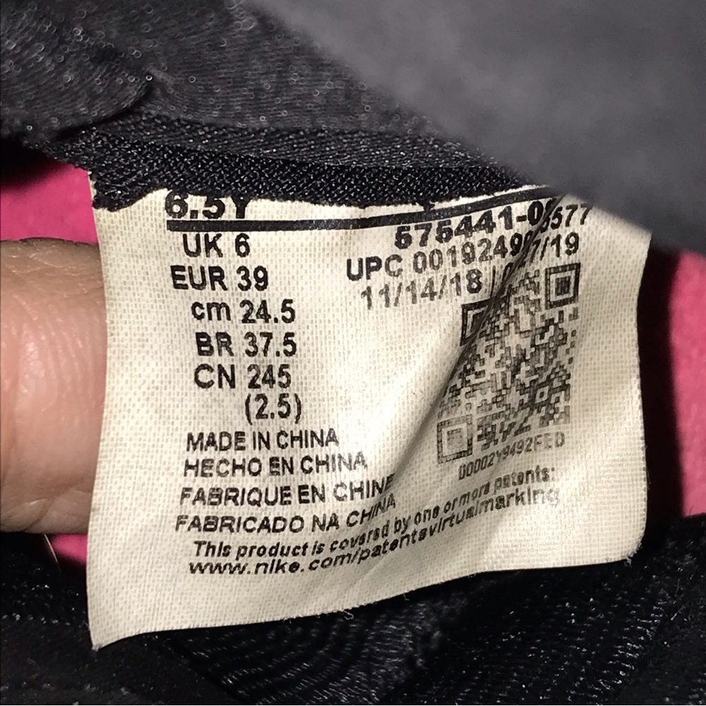 Nike Air Jordan Retro High “Crimson Tint” Black Peach Sneakers Size Y6.5 - Picture 13 of 14